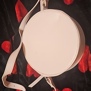 Circle double zipper Forever21 bag!